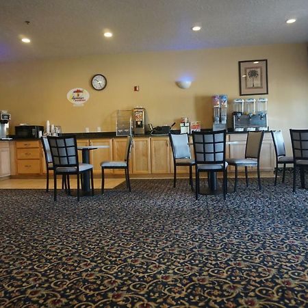 Super 8 By Wyndham Vernal Ut Екстериор снимка